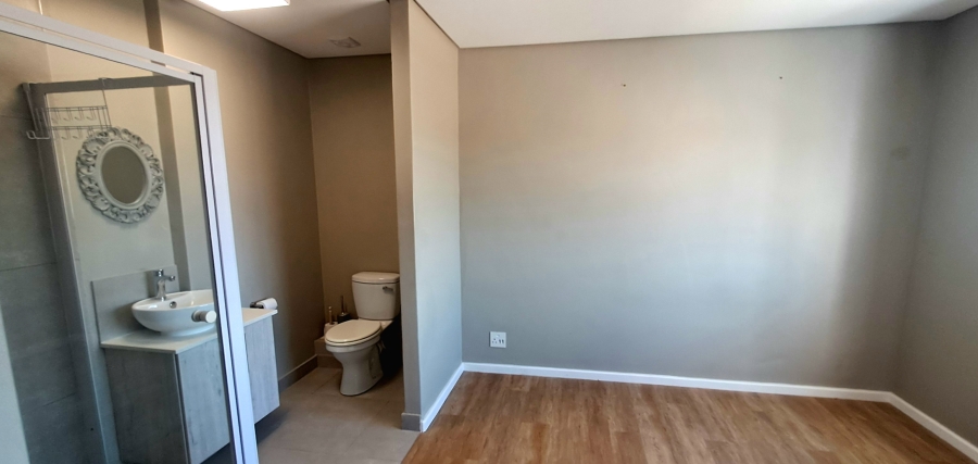 2 Bedroom Property for Sale in Olifantskop Western Cape